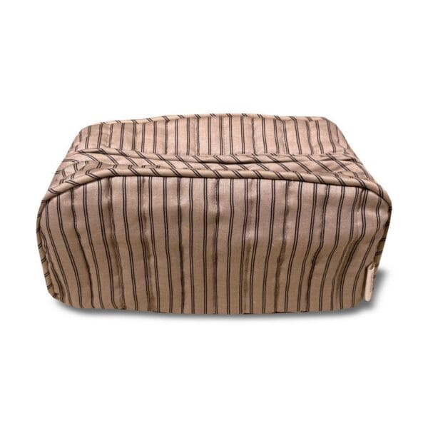 Levi Toilettas